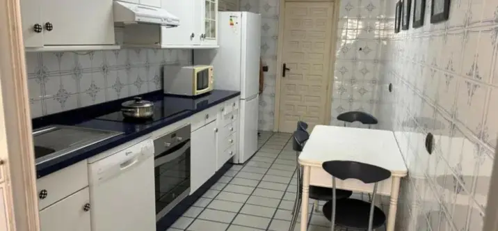 Продажа апартаментов на среднем этаже в Marbella 3