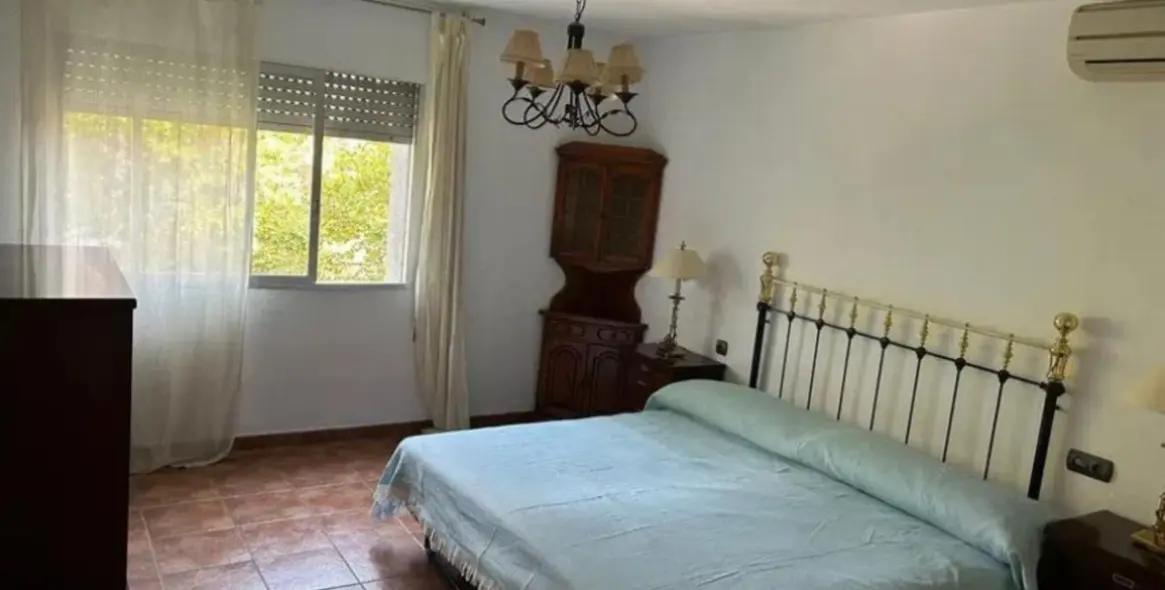 Продажа апартаментов на среднем этаже в Marbella 5