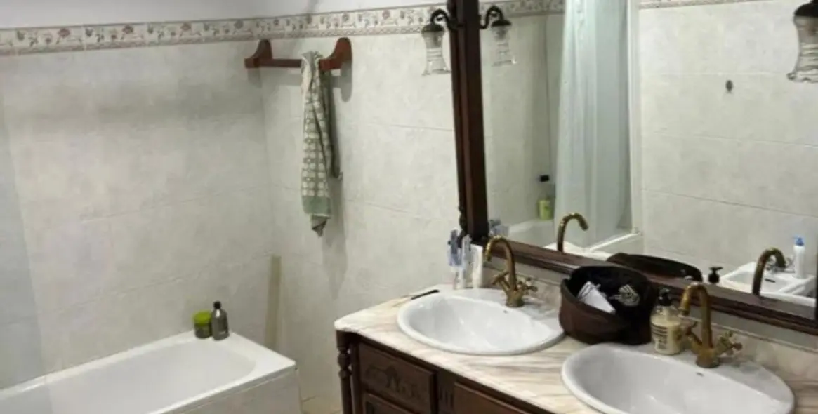 Продажа апартаментов на среднем этаже в Marbella 18