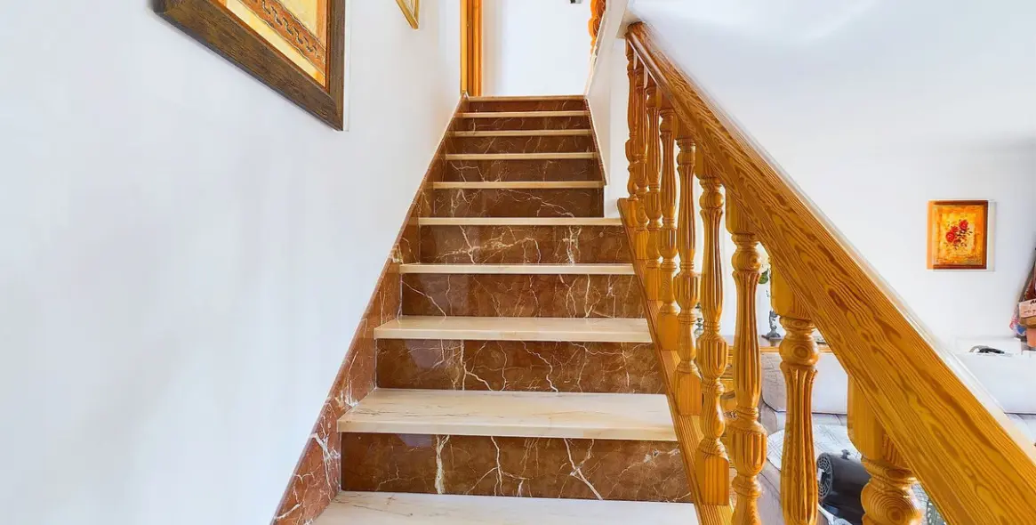 Sale of townhouse in Estepona 17