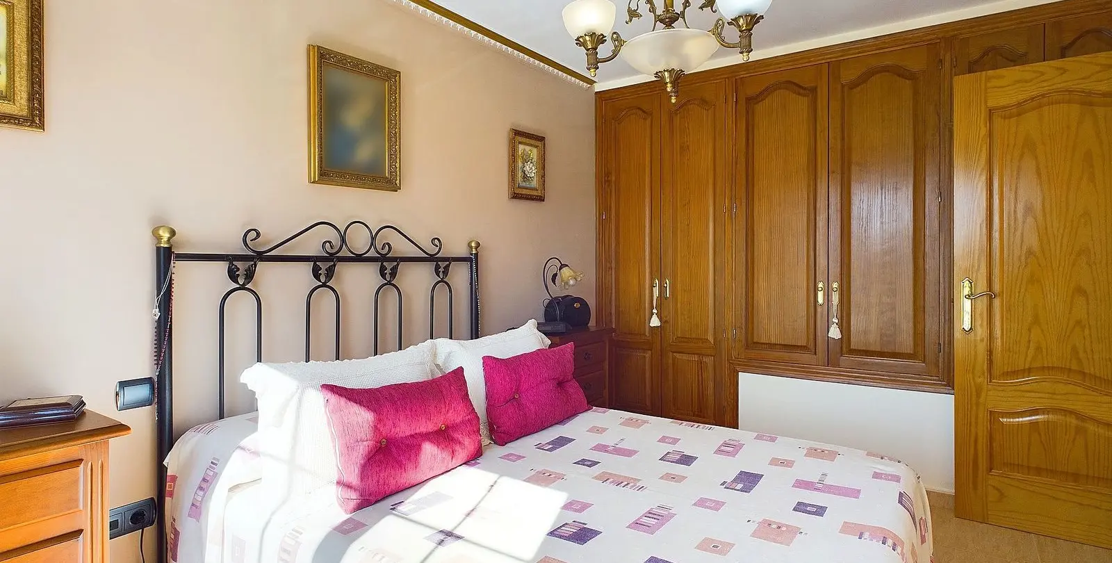 Продажа таунхауса в Estepona 8