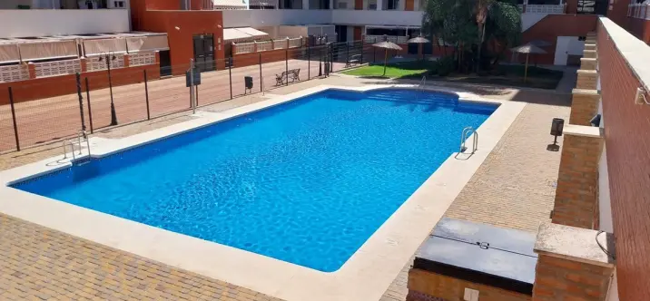 Middle floor apartment R5118130 0