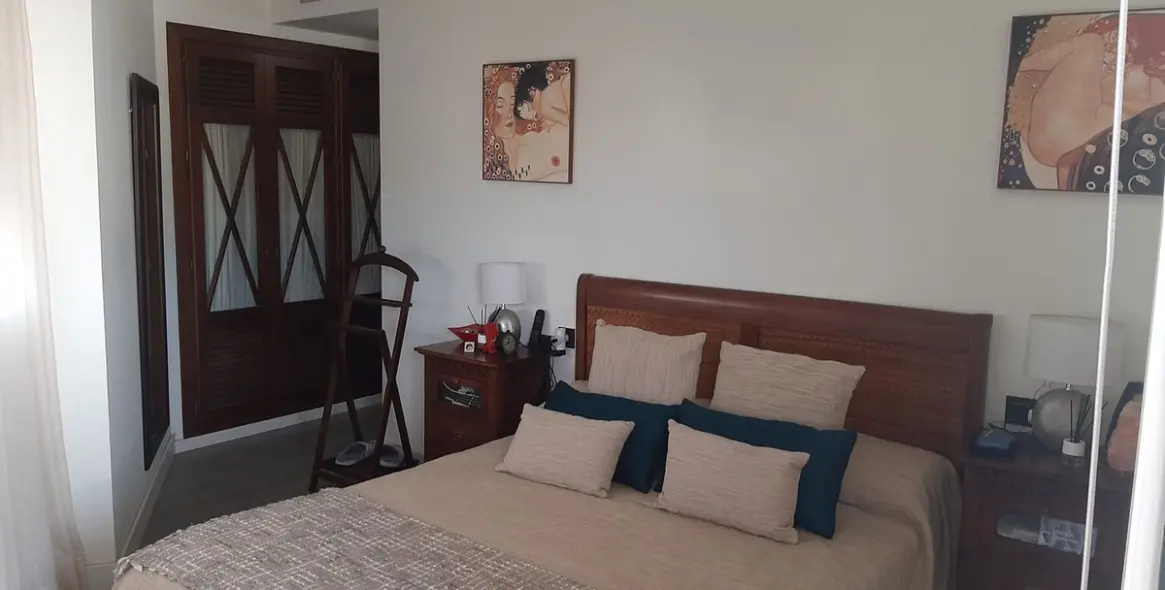 Продажа апартаментов на среднем этаже в Estepona 17