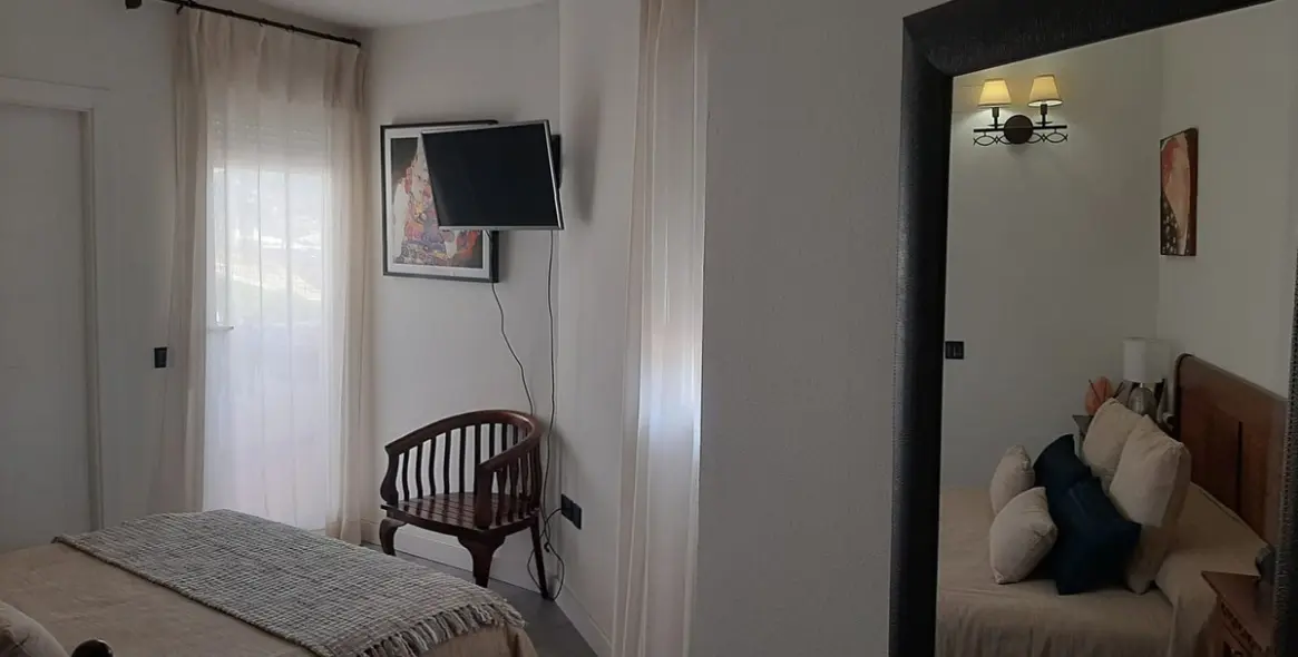 Продажа апартаментов на среднем этаже в Estepona 20