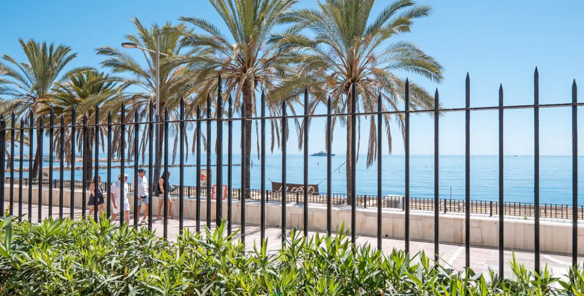 Продажа апартаментов на среднем этаже в Marbella 13