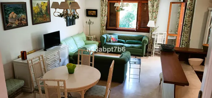 Sale of ground floor apartment in Nueva Andalucía 1