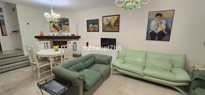 Sale of ground floor apartment in Nueva Andalucía 2
