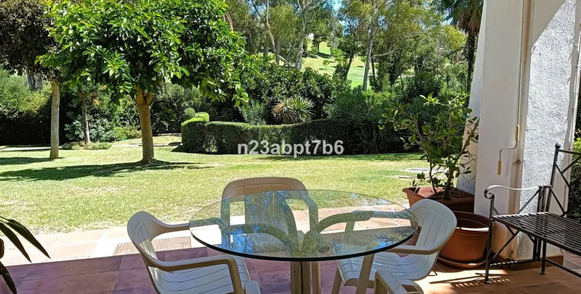 Продажа апартаментов на первом этаже в Nueva Andalucía 8