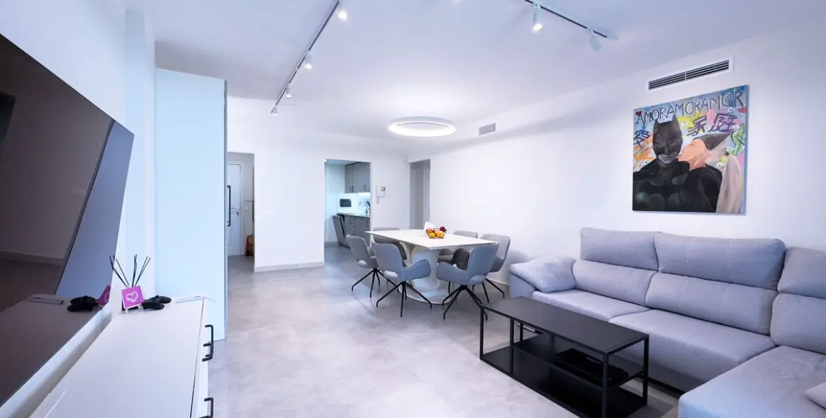 Sale of ground floor apartment in El Paraiso 4