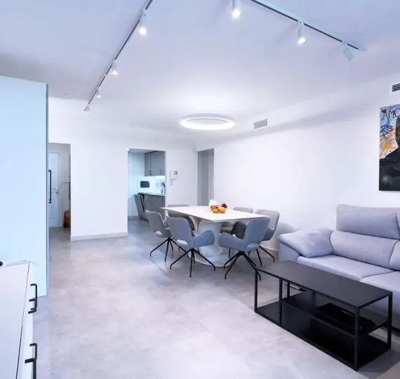 Sale of ground floor apartment in El Paraiso