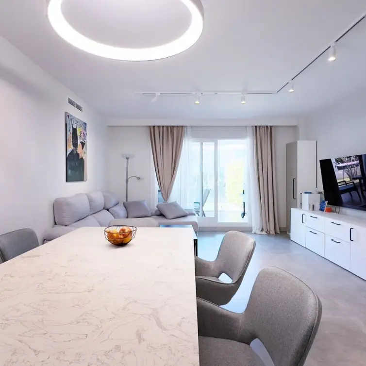 Sale of ground floor apartment in El Paraiso