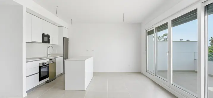 Middle floor apartment R5216872 2