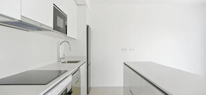 Middle floor apartment R5216872 4