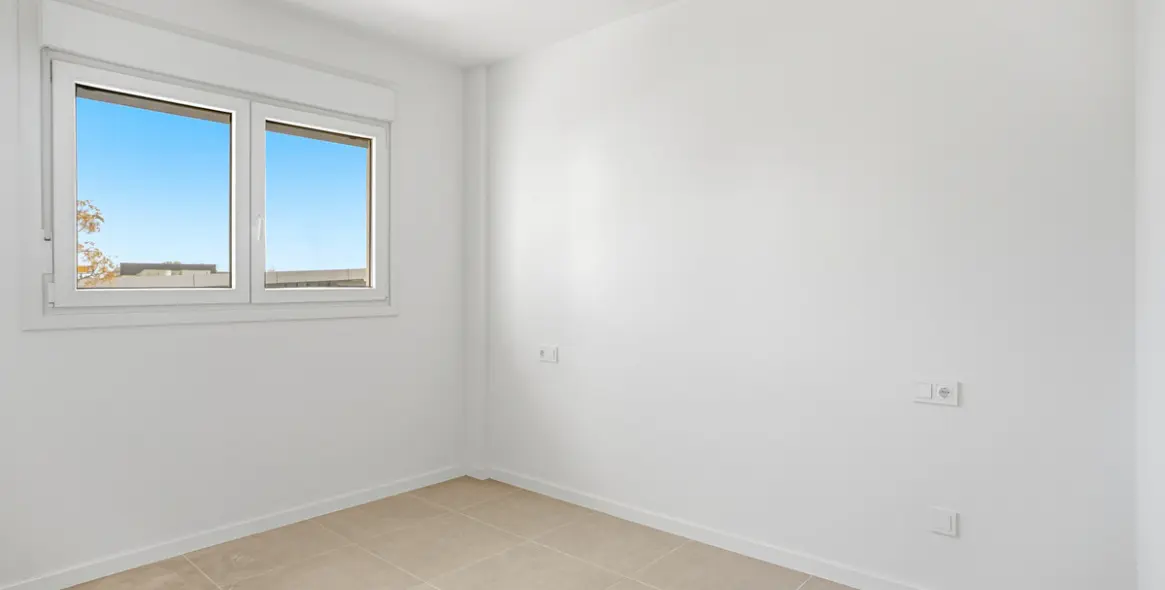 Продажа апартаментов на среднем этаже в Estepona 15