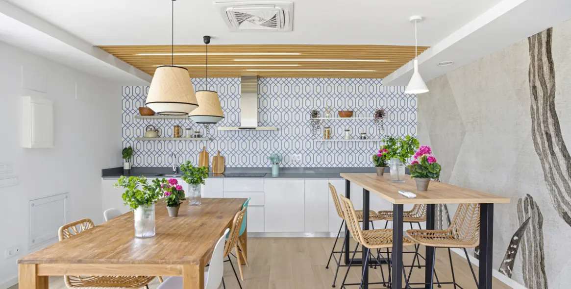 Sale of middle floor apartment in Estepona 21