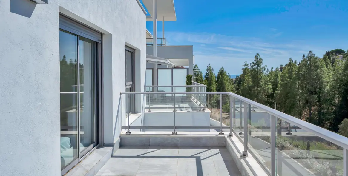 Продажа апартаментов на среднем этаже в El Chaparral 5