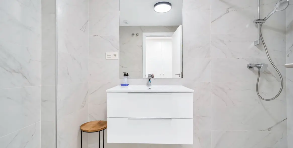 Sale of middle floor apartment in Mijas Costa 23