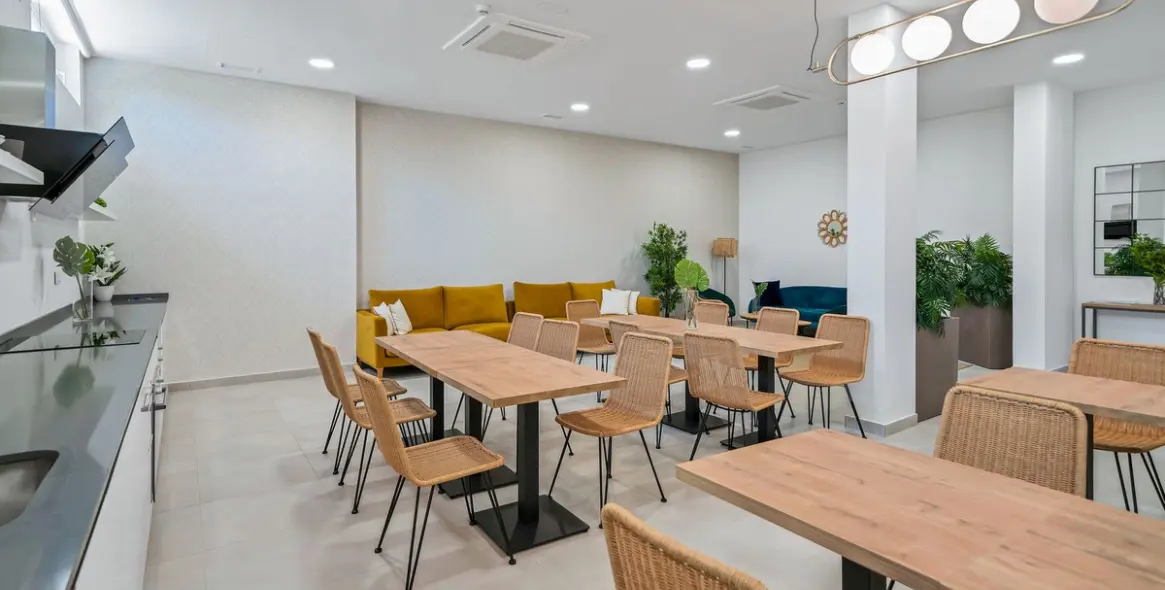 Sale of middle floor apartment in Mijas Costa 39