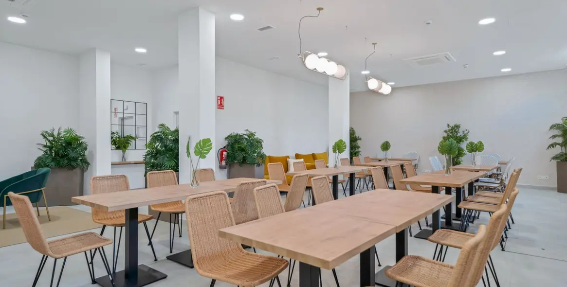 Sale of middle floor apartment in Mijas Costa 40