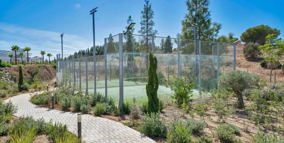 Sale of middle floor apartment in Mijas Costa 49