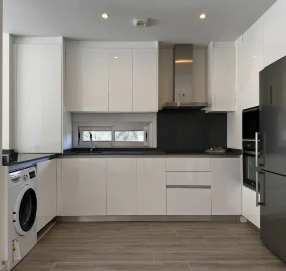 Sale of ground floor apartment in Cancelada