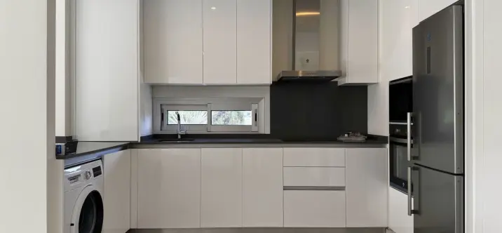 Sale of ground floor apartment in Cancelada 2