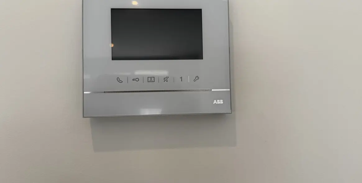 Sale of ground floor apartment in Cancelada 20