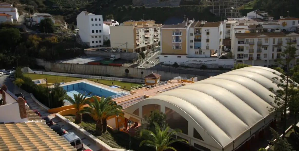 Sale of semi-detached house in Algarrobo 1