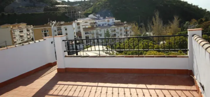 Sale of semi-detached house in Algarrobo 4
