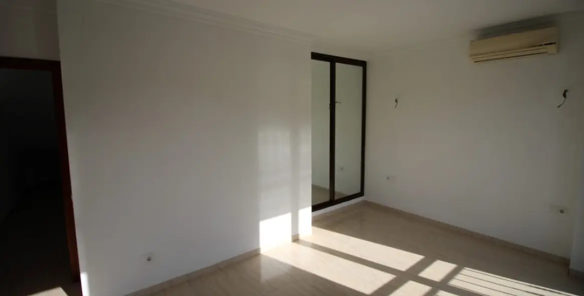 Sale of semi-detached house in Algarrobo 8