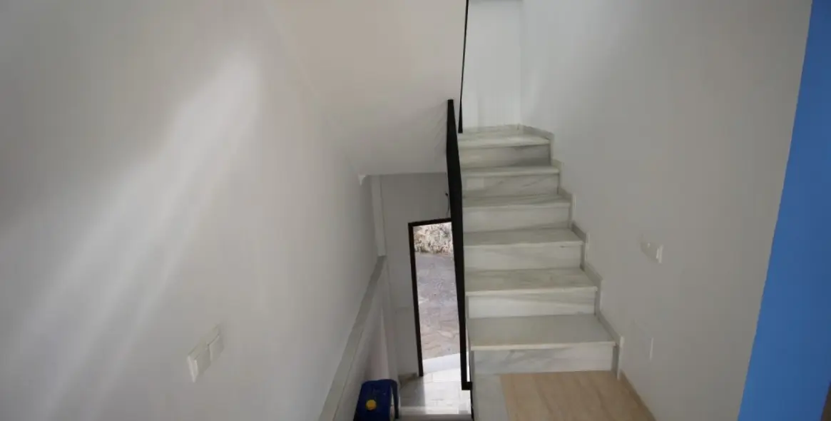 Sale of semi-detached house in Algarrobo 11