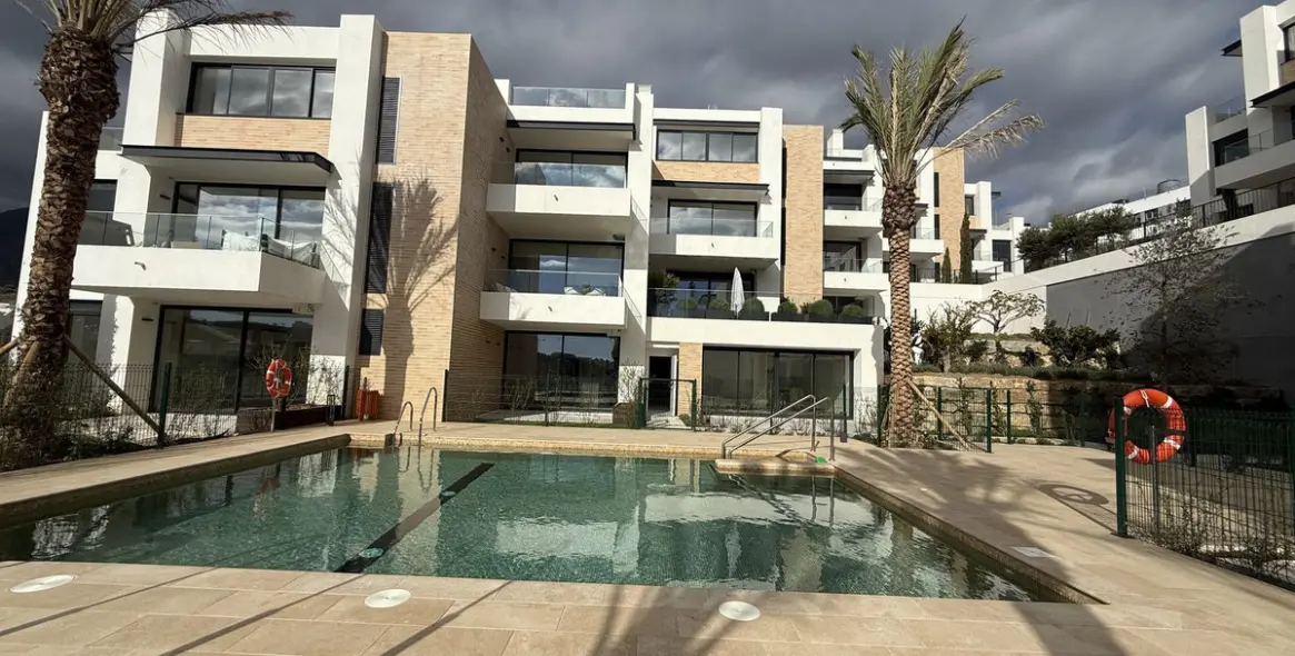 Venta de ático en Estepona 25