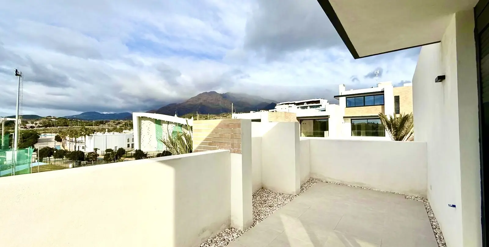 Продажа пентхауса в Estepona 9
