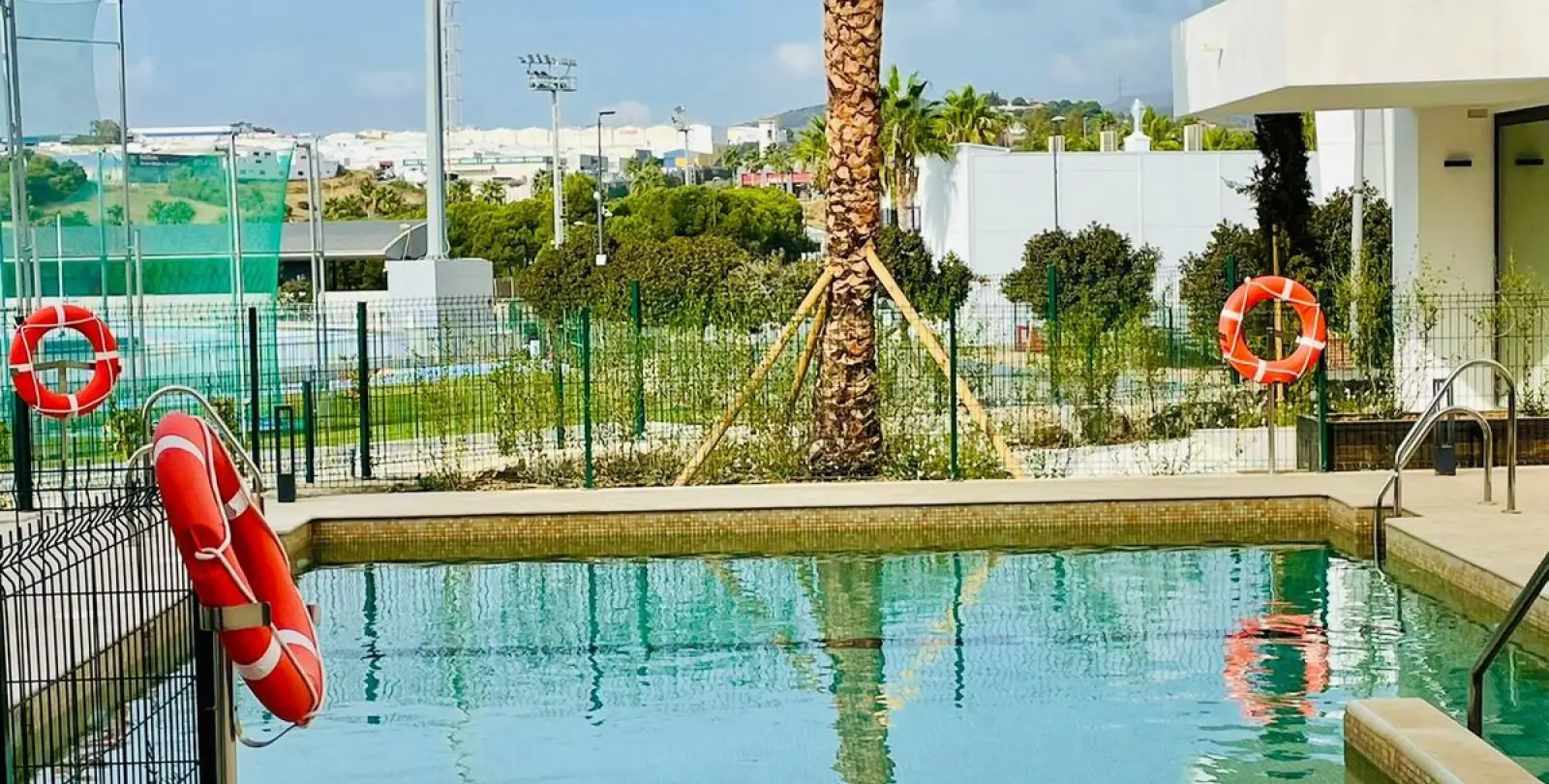 Продажа пентхауса в Estepona 17