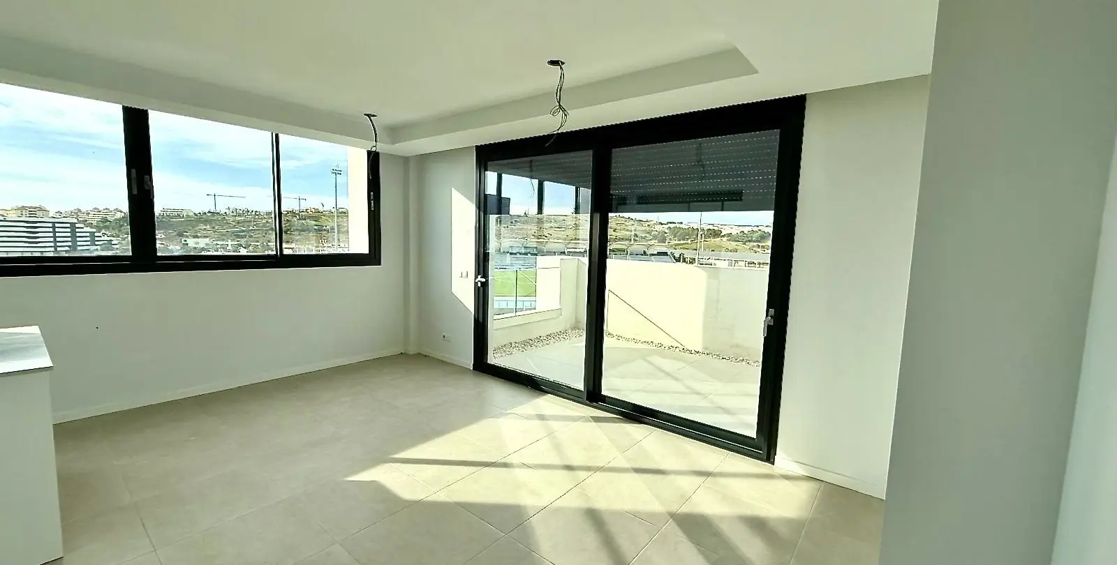 Sale of penthouse in Estepona 3