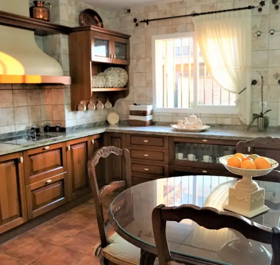 Sale of detached villa in Vélez-Málaga