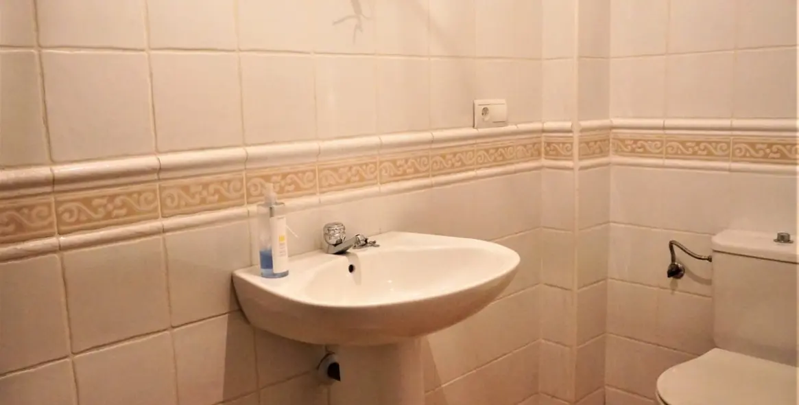 Sale of detached villa in Vélez-Málaga 41