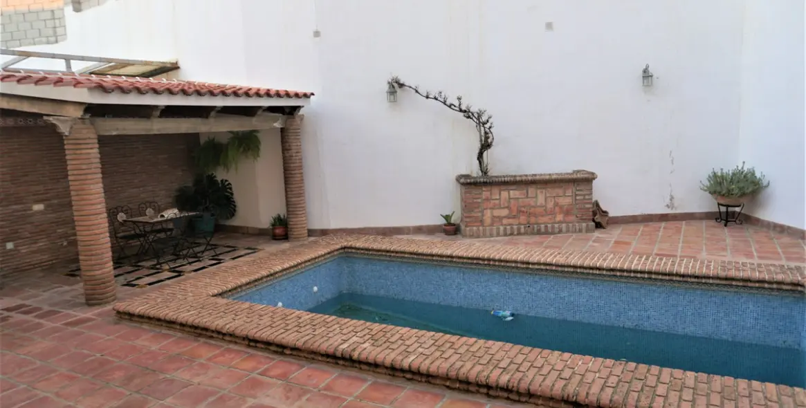 Sale of detached villa in Vélez-Málaga 42