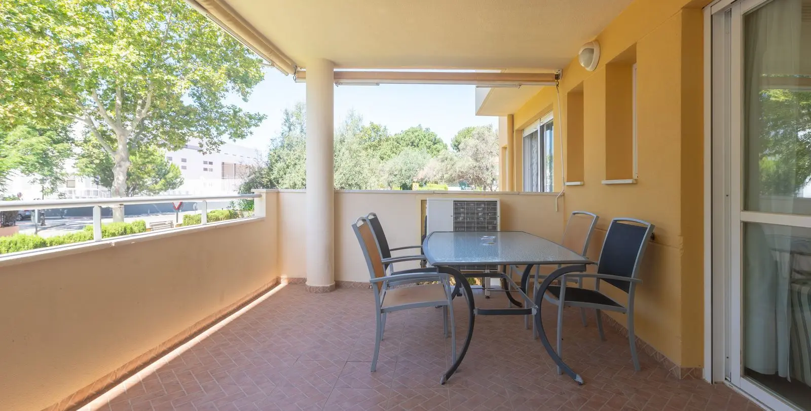 Продажа апартаментов на среднем этаже в Elviria 3