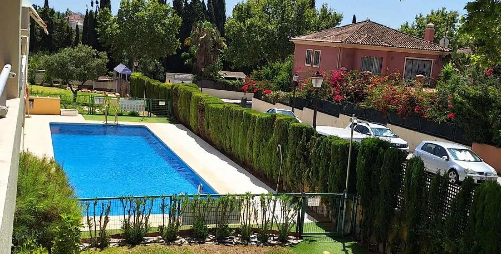 Продажа апартаментов на среднем этаже в Elviria 19