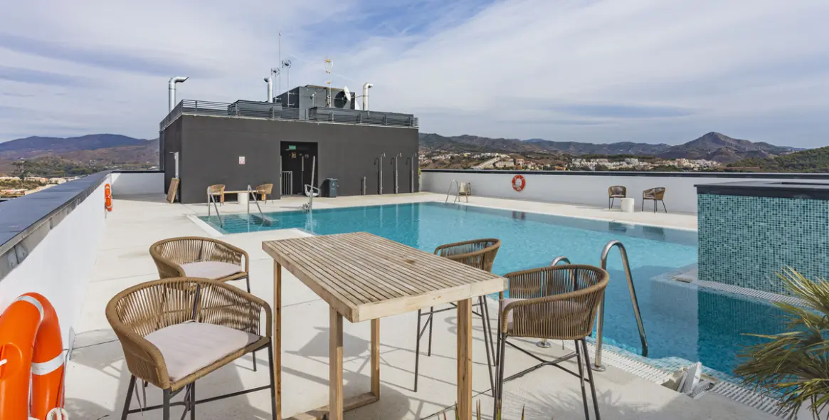 Sale of middle floor apartment in Málaga Centro 5