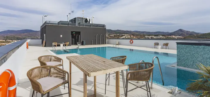 Sale of middle floor apartment in Málaga Centro 4