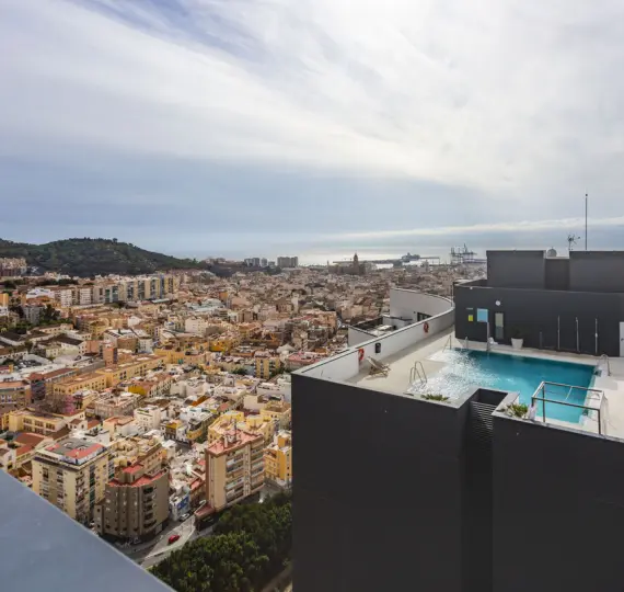 Sale of middle floor apartment in Málaga Centro