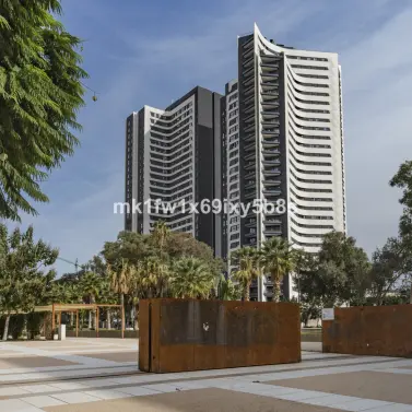 Продажа апартаментов на среднем этаже в Málaga Centro