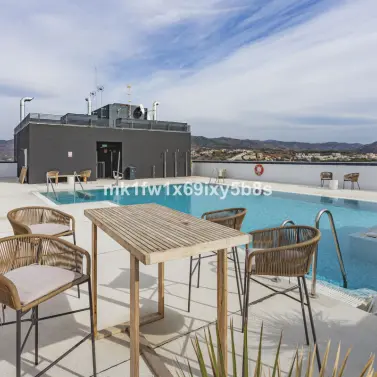 Продажа апартаментов на среднем этаже в Málaga Centro