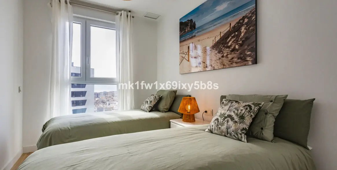 Продажа апартаментов на среднем этаже в Málaga Centro 22