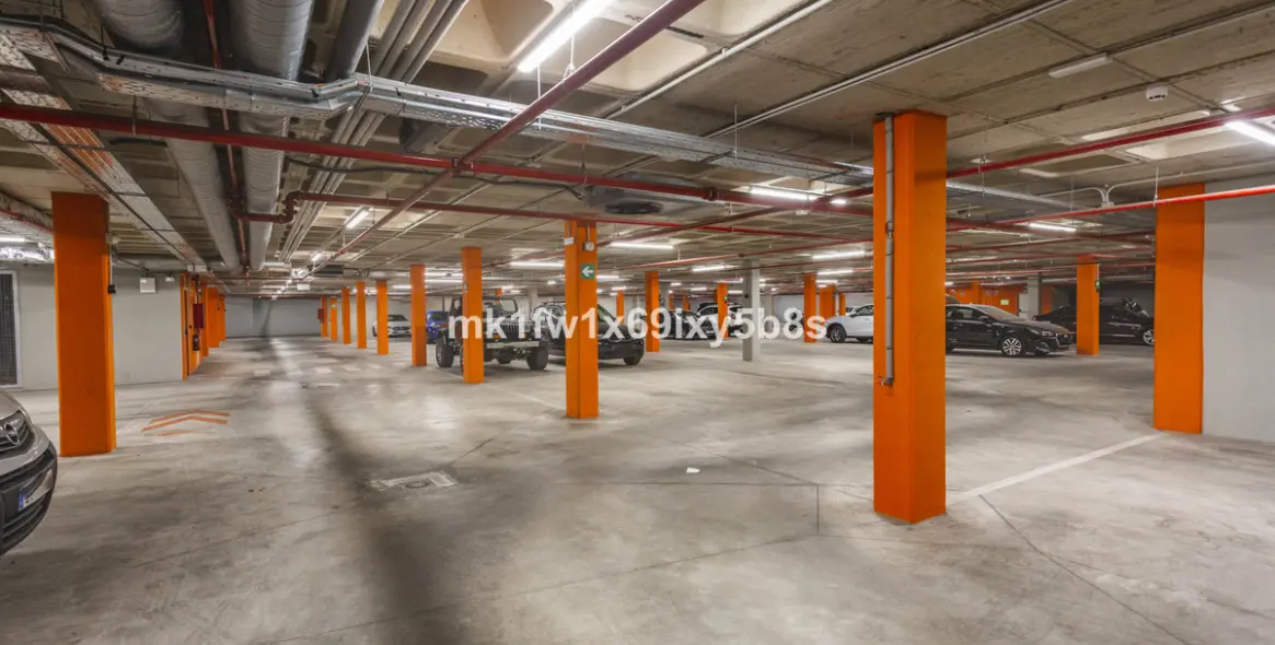 Продажа апартаментов на среднем этаже в Málaga Centro 30