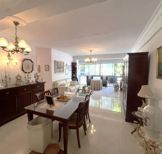 Продажа апартаментов на среднем этаже в Fuengirola