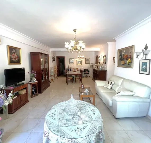 Продажа апартаментов на среднем этаже в Fuengirola