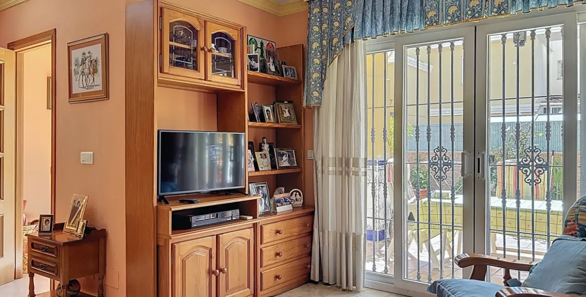 Sale of semi-detached house in Torre del Mar 9